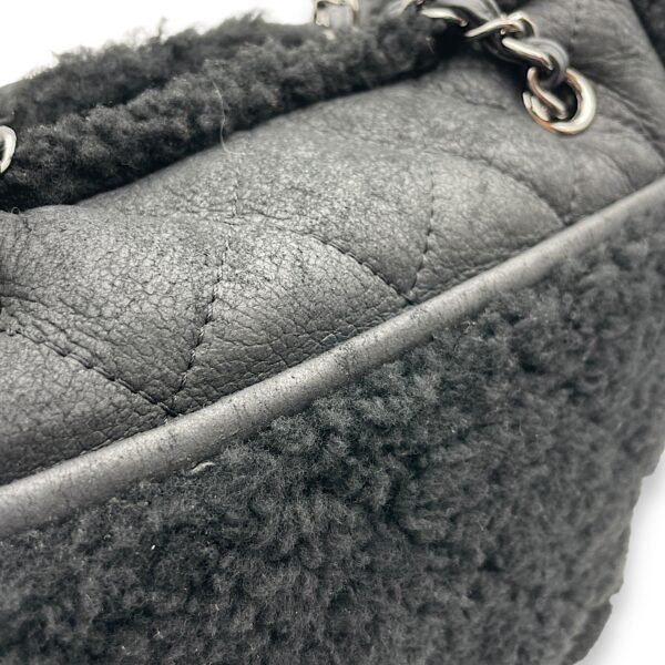 Cozy CC Shopping Black Tote Bag in Shearling/Lambskin, Palladium hardware - Image 7