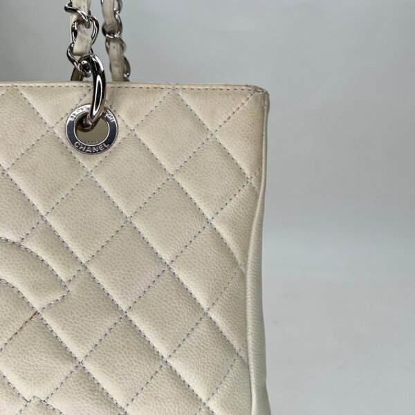GST Beige Tote Bag in Caviar Leather, Silver hardware - Image 9