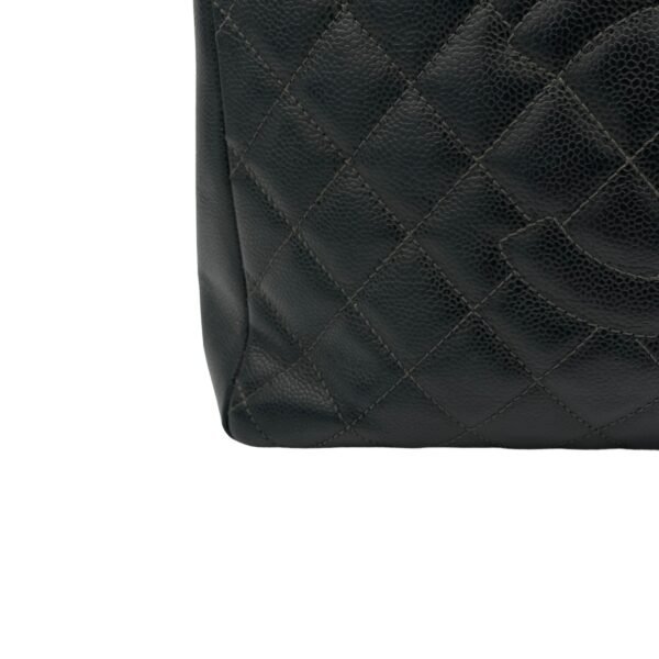 GST Grand Grey Tote Bag in Caviar Leather, Silver hardware - Image 10