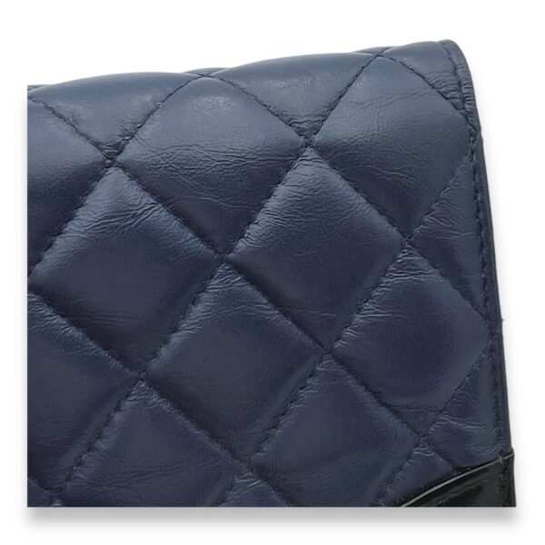 Gabrielle Blue Wallet On Chain in Calfskin, Gold hardware - Image 7