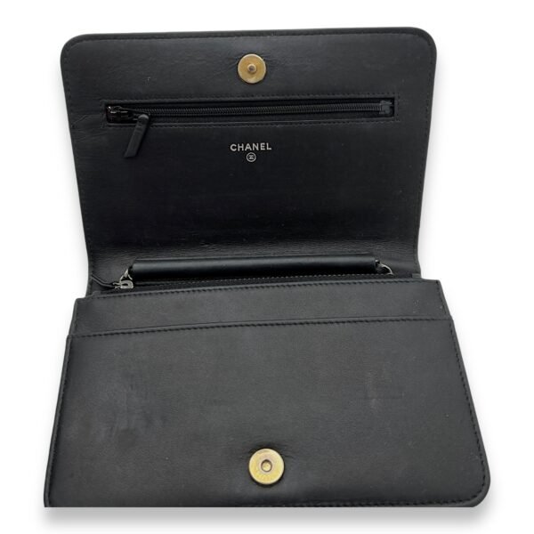 Gabrielle Blue Wallet On Chain in Calfskin, Gold hardware - Image 8