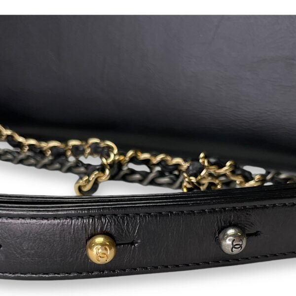 Gabrielle Medium Crossbody bag in Suede leather, Gold Hardware - Image 10