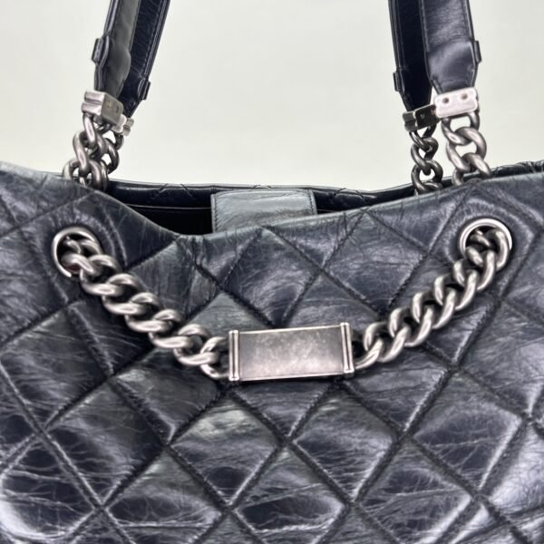 Glazed Quilted Nameplate Tote Black Tote Bag in Calfskin, Ruthenium hardware - Image 7