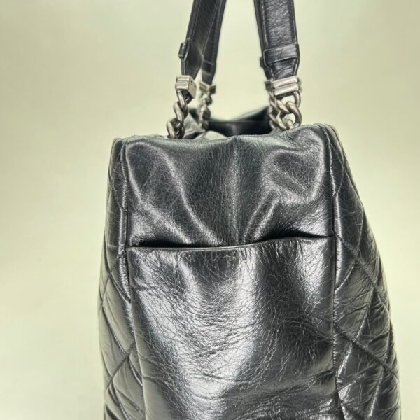 Glazed Quilted Nameplate Tote Black Tote Bag in Calfskin, Ruthenium hardware - Image 8