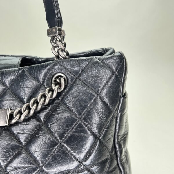 Glazed Quilted Nameplate Tote Black Tote Bag in Calfskin, Ruthenium hardware - Image 9