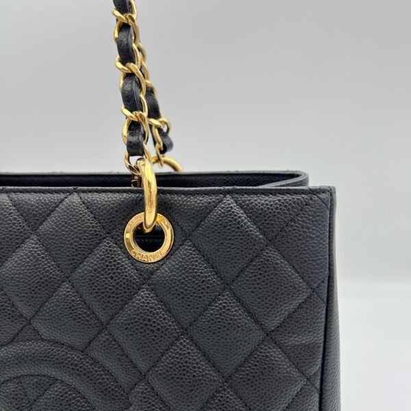 Grand Shopping Black Tote Bag in Caviar Leather, Gold hardware - Image 9