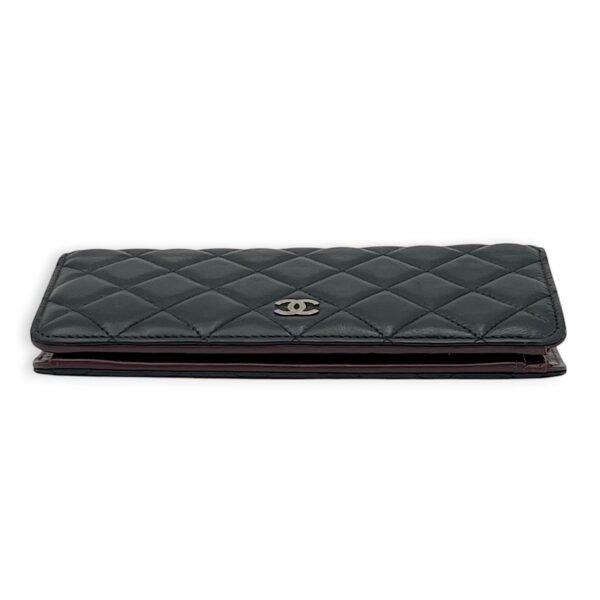 CC Quilted Wallet Black Wallet in Lambskin, Silver hardware - Image 5