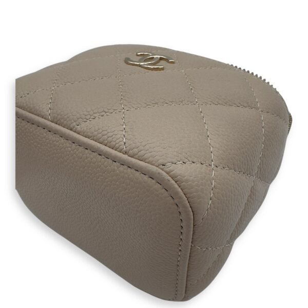 CC Vanity Bag Beige in Caviar Leather, Gold hardware - Image 15