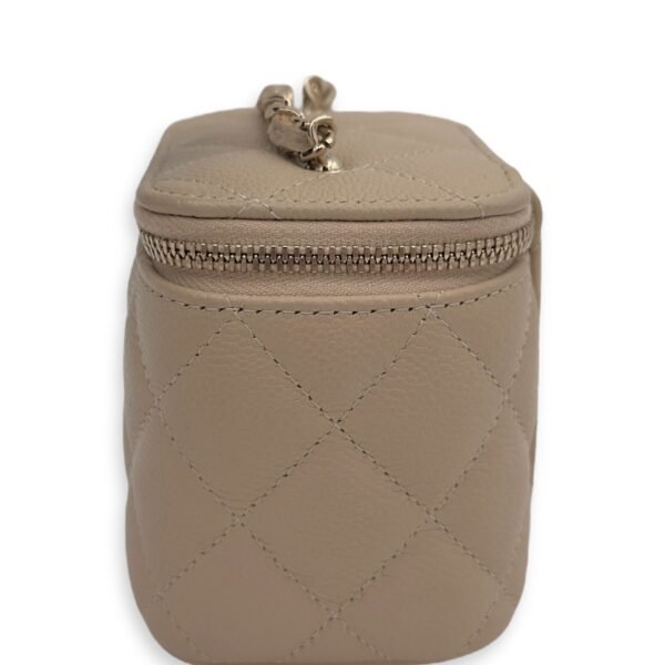 CC Vanity Bag Beige in Caviar Leather, Gold hardware - Image 3