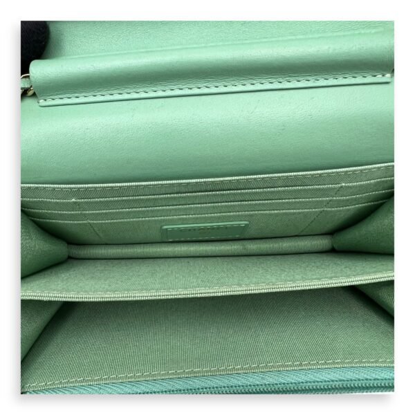 CC Wallet On Chain Green in Lambskin, Gold hardware - Image 7
