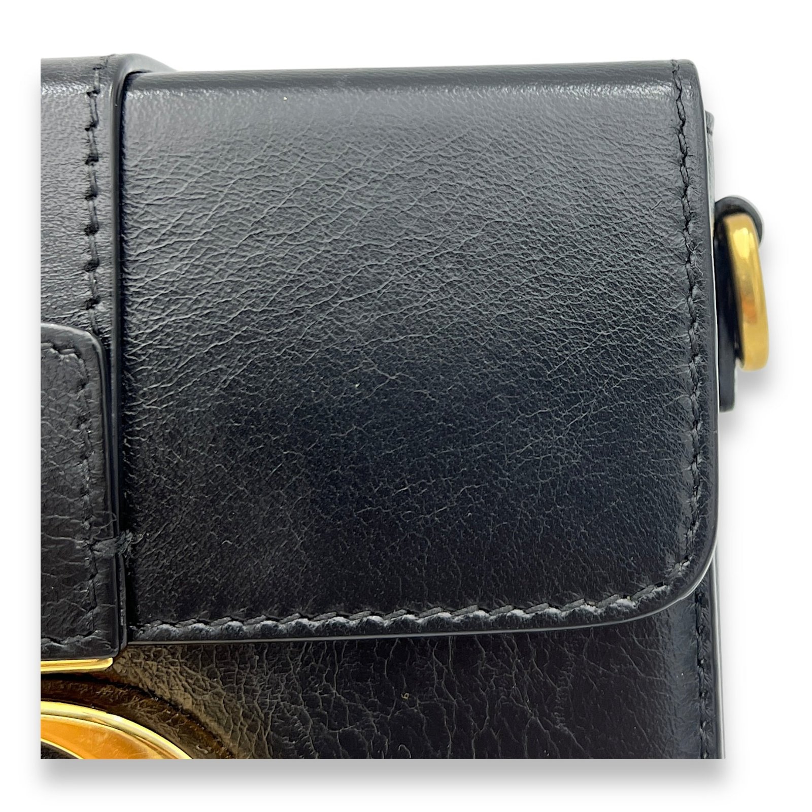 30 Montaigne Box Crossbody bag in Calfskin, Gold Hardware - Image 6