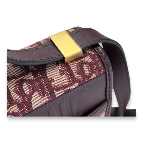 30 Montaigne Medium Red Crossbody Bag in Jacquard, Gold hardware - Image 11