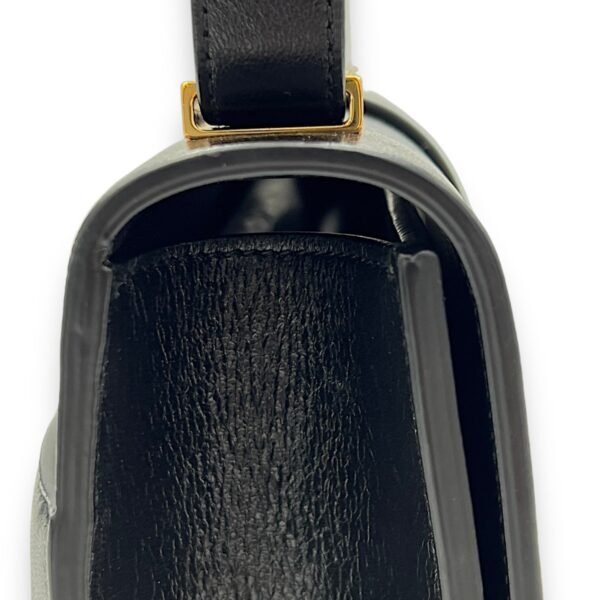 30 Montaigne Medium Shoulder bag in Calfskin, Gold Hardware - Image 7