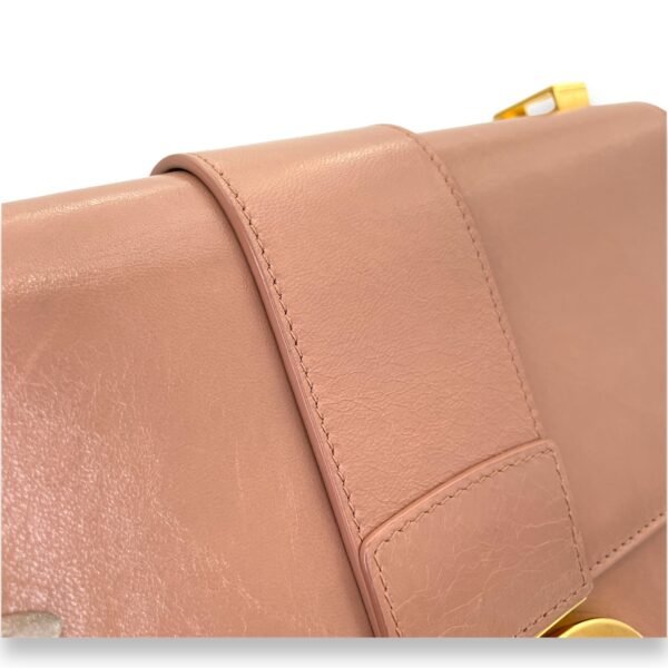30 Montaigne Medium Shoulder bag in Calfskin, Gold Hardware - Image 6