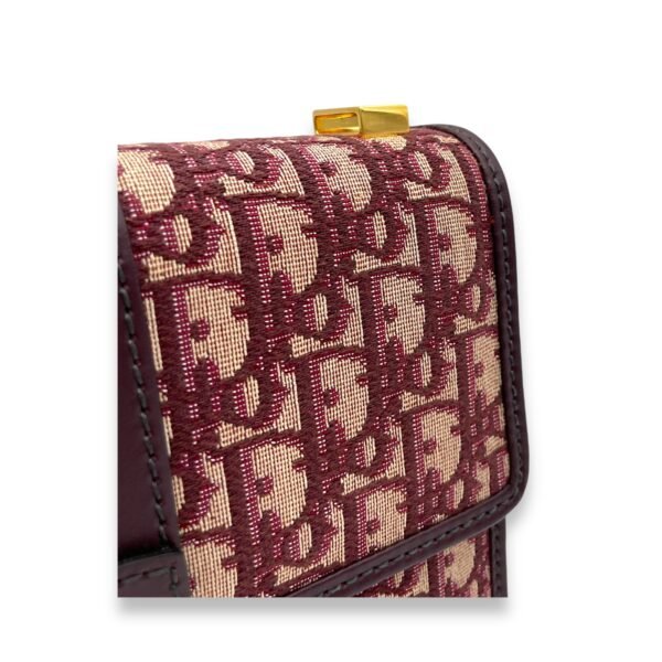 30 Montaigne Medium Shoulder bag in Jacquard, Gold Hardware - Image 9