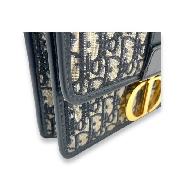 30 Montaigne Medium Shoulder bag in Jacquard, Gold Hardware - Image 10