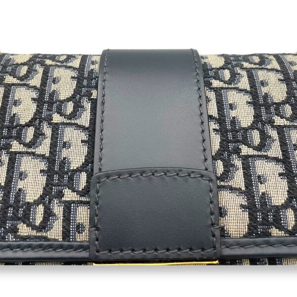 30 Montaigne Medium Shoulder bag in Jacquard, Gold Hardware - Image 7