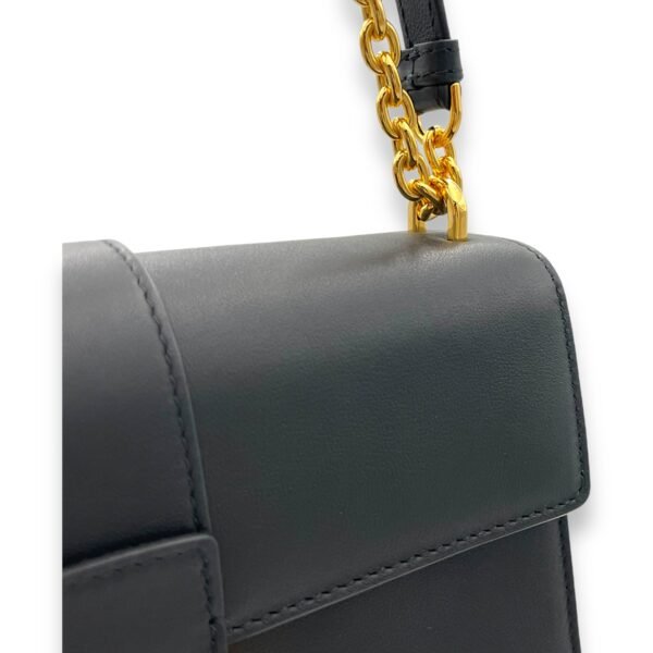 30 Montaigne Shoulder Bag East West Black in Calfskin, Gold hardware - Image 9