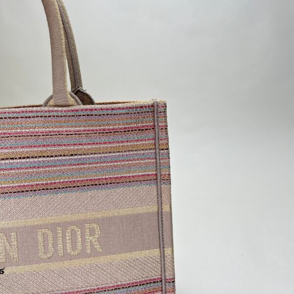 Book Tote Medium Multi-colour Tote Bag in Canvas - Image 9