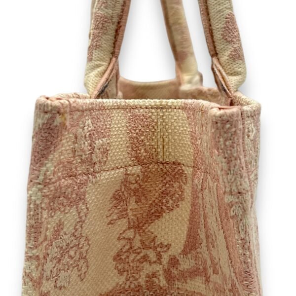 Book Tote Medium Tote bag in Canvas, N/A Hardware - Image 9