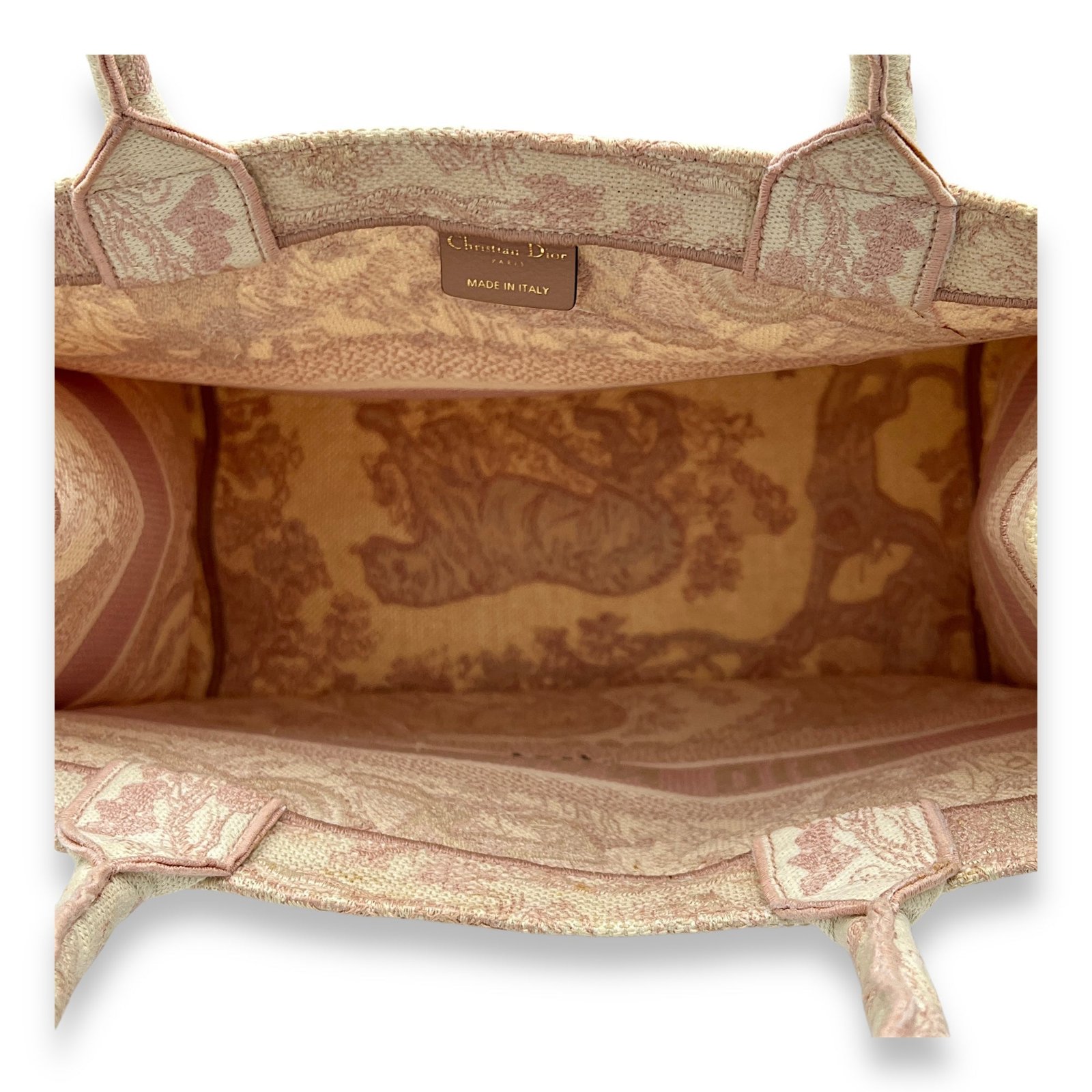 Book Tote Medium Tote bag in Jacquard, N/A Hardware - Image 11