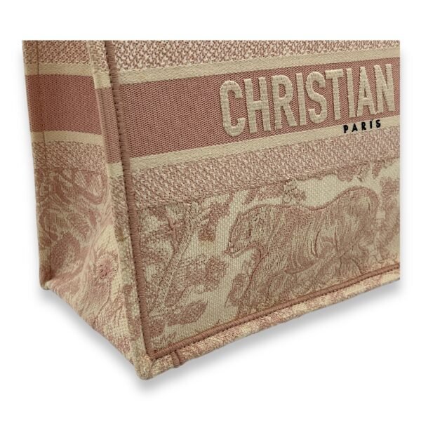 Book Tote Medium Tote bag in Jacquard, N/A Hardware - Image 9