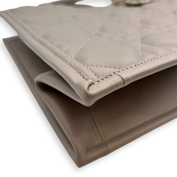 Book Tote Medium Warm Taupe Crossbody Bag in Macrocannage Calfskin, Gold hardware - Image 3