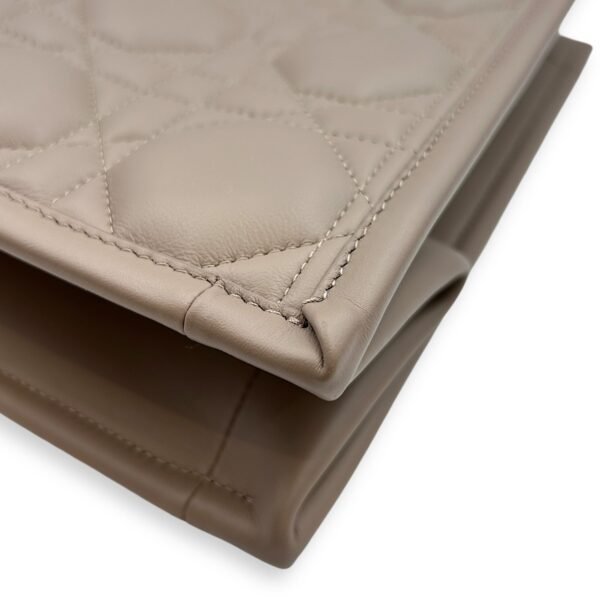 Book Tote Medium Warm Taupe Crossbody Bag in Macrocannage Calfskin, Gold hardware - Image 6