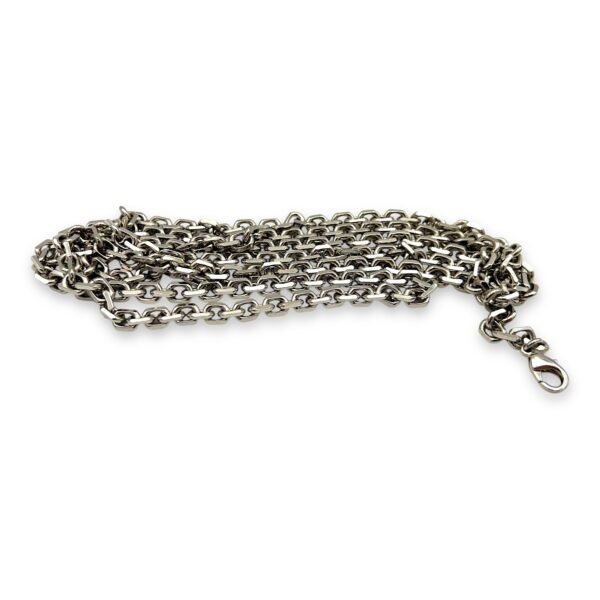 Cannage Red Wallet On Chain in Patent Leather, Silver hardware - Image 10