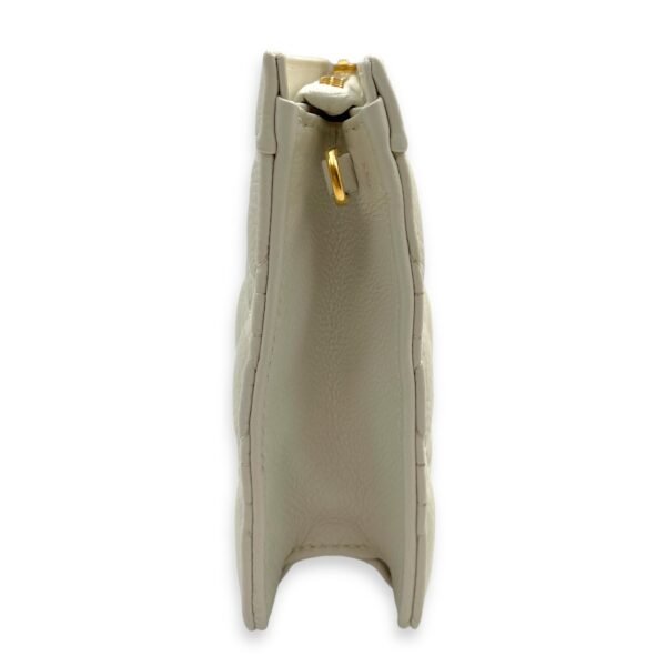 Caro Every Dior Pouch 19x14x4cm White Crossbody Bag in Cannage print calf, Gold hardware - Image 4