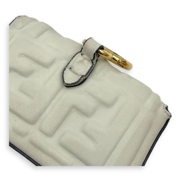 Baguette Pouch White in Calfskin, Silver hardware - Image 9