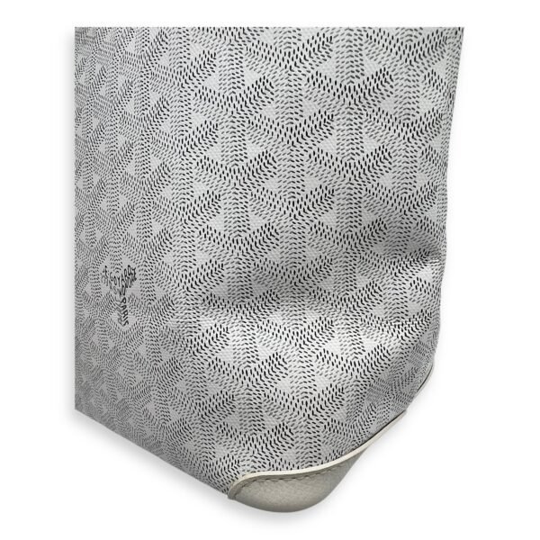 Artois Tote Bag PM White in Coated Canvas, Silver hardware - Image 16