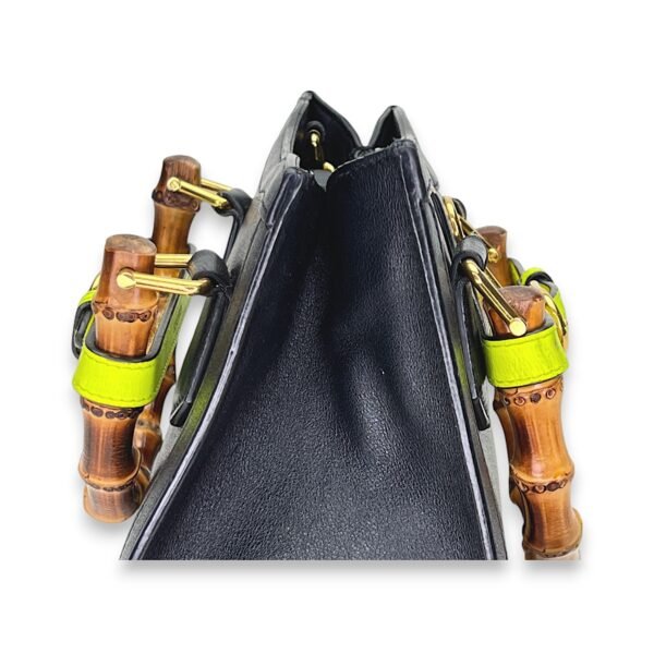 Bamboo Diana mini Black Crossbody Bag in Calfskin, Gold hardware - Image 6