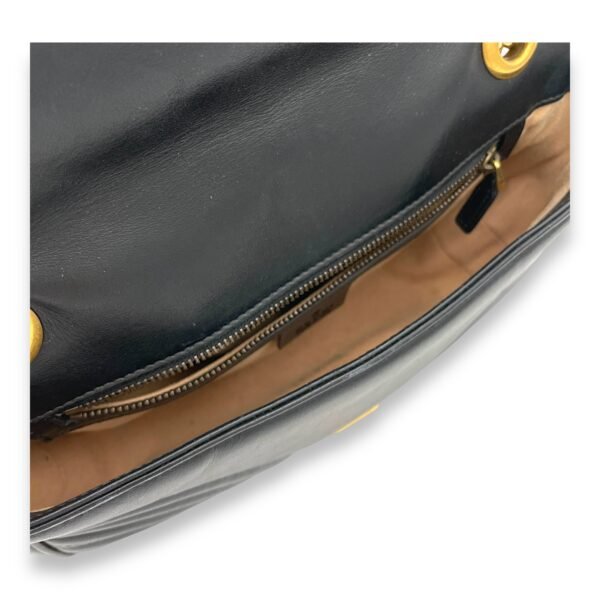 GG Marmont Black Shoulder Bag in Calfskin, Gold hardware - Image 11