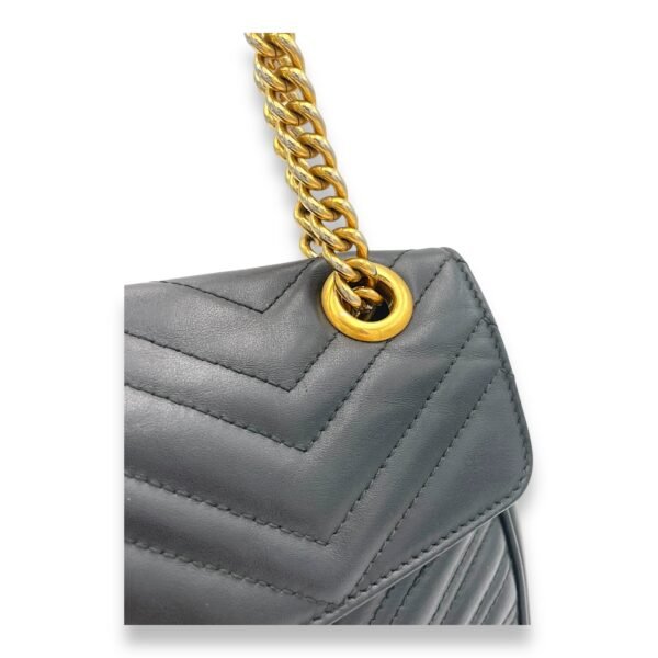 GG Marmont Black Shoulder Bag in Calfskin, Gold hardware - Image 7