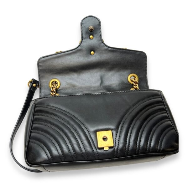 GG Marmont Shoulder Bag Small Black in Calfskin, Gold hardware - Image 11