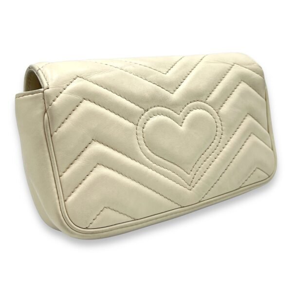 GG Marmont Super Mini White Crossbody Bag in Calfskin, Gold hardware - Image 4