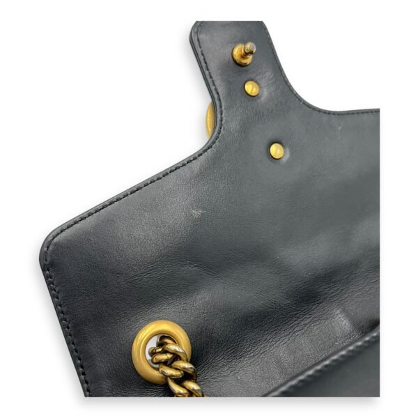 GG Marmont Shoulder Bag Medium Black in Calfskin, Gold hardware - Image 23