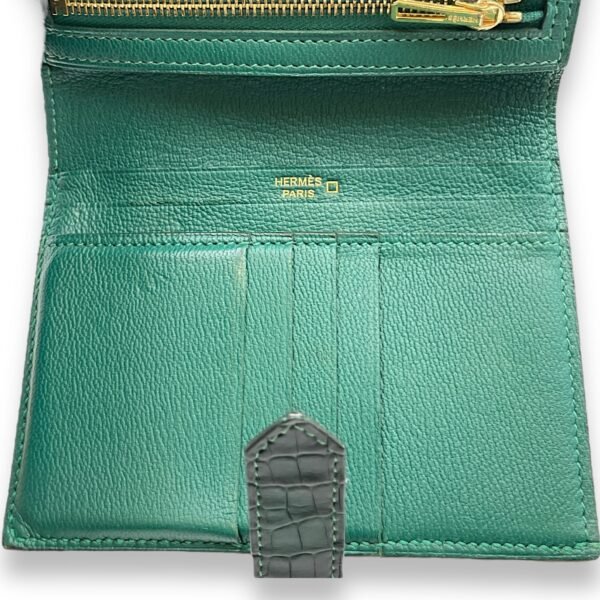 Bearn Compact Malachite Wallet in Matte Alligator, Gold hardware - Image 6