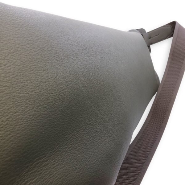 Chyslide Belt Bag GM Vert in Cristobal, Silver hardware - Image 10