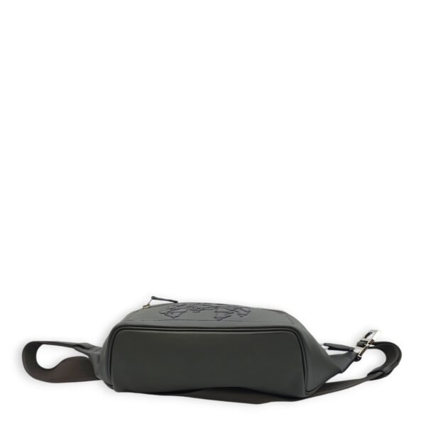 Chyslide Belt Bag GM Vert in Cristobal, Silver hardware - Image 5