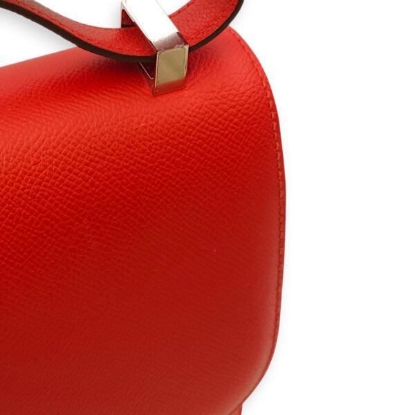 Constance 24 Rouge De Coeur in Epsom, Enamel hardware - Image 3
