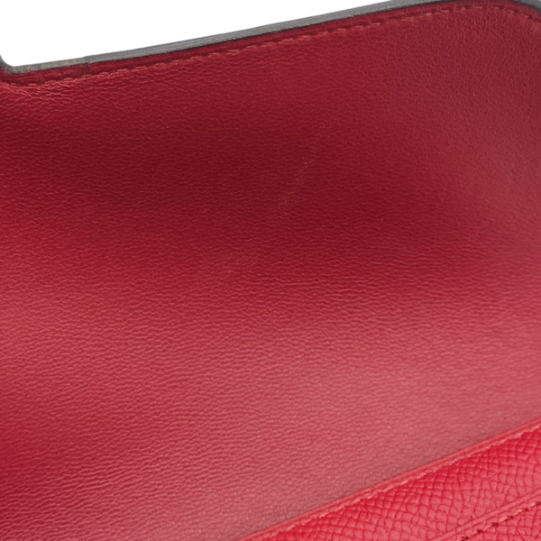 Constance Rouge Grenat Wallet in Epsom, Palladium hardware - Image 4