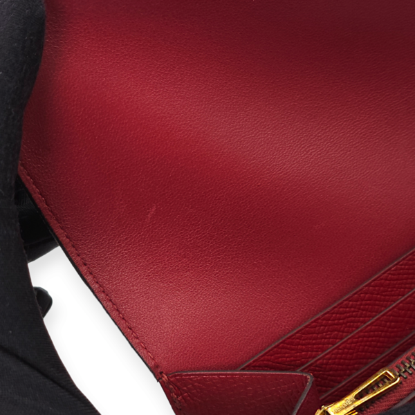 Constance Rouge Grenat Wallet in Epsom, Palladium hardware - Image 8