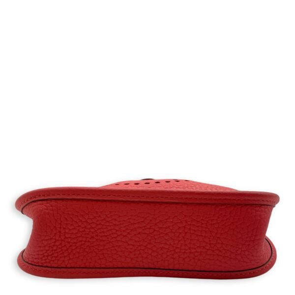 Evelyne Mini Rouge Pivoine in Clemence, Palladium hardware - Image 5