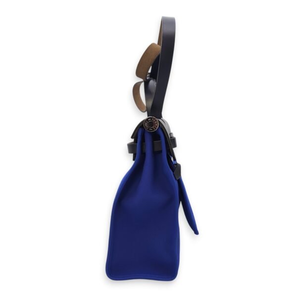 Herbag 31 Blue Electric in Toile, Palladium hardware - Image 5