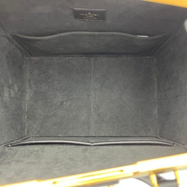 boston Top Handle Bag Black in Calfskin, Gold hardware - Image 5