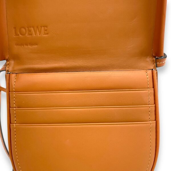 Heel Wallet Brown in Calfskin - Image 11
