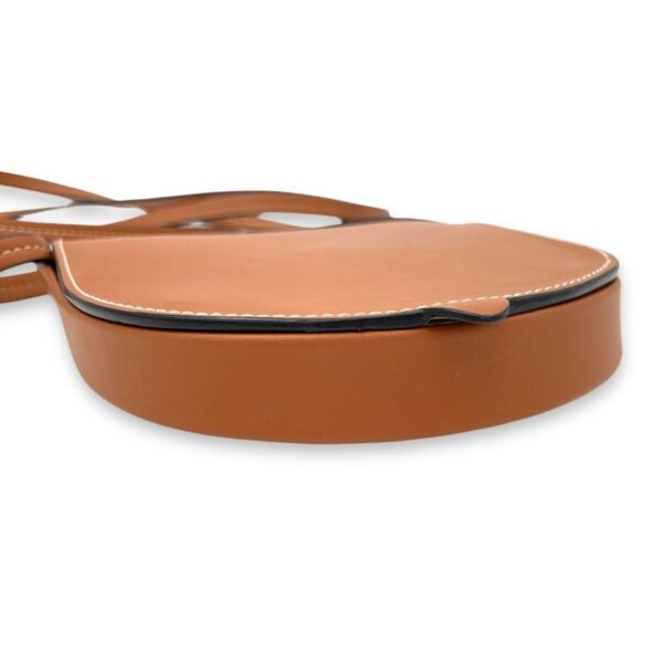 Heel Wallet Brown in Calfskin - Image 5