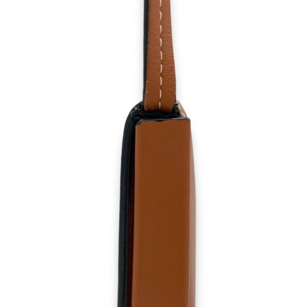 Heel Wallet Brown in Calfskin - Image 8